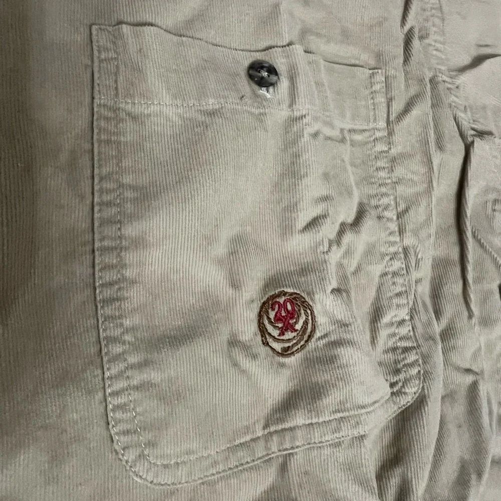 Twentyx by Wrangler Men's Beige button down large shirt